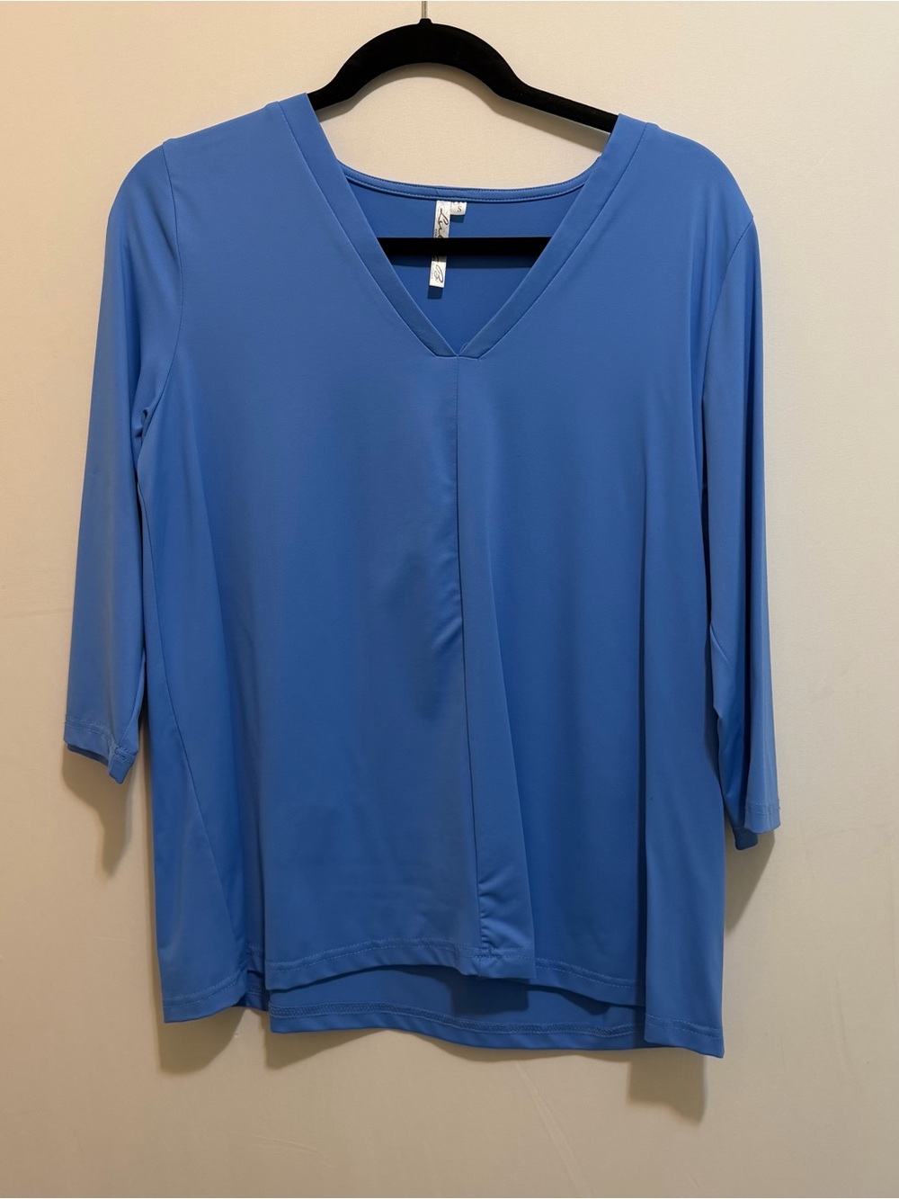 Lulu-B Blue V-Neck Long Sleeve Top